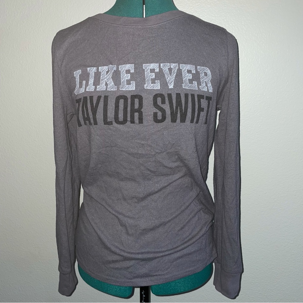 Taylor Swift Crewneck Gray size M